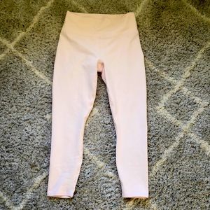 Fabletics 3/4 length light pink powerhold leggings